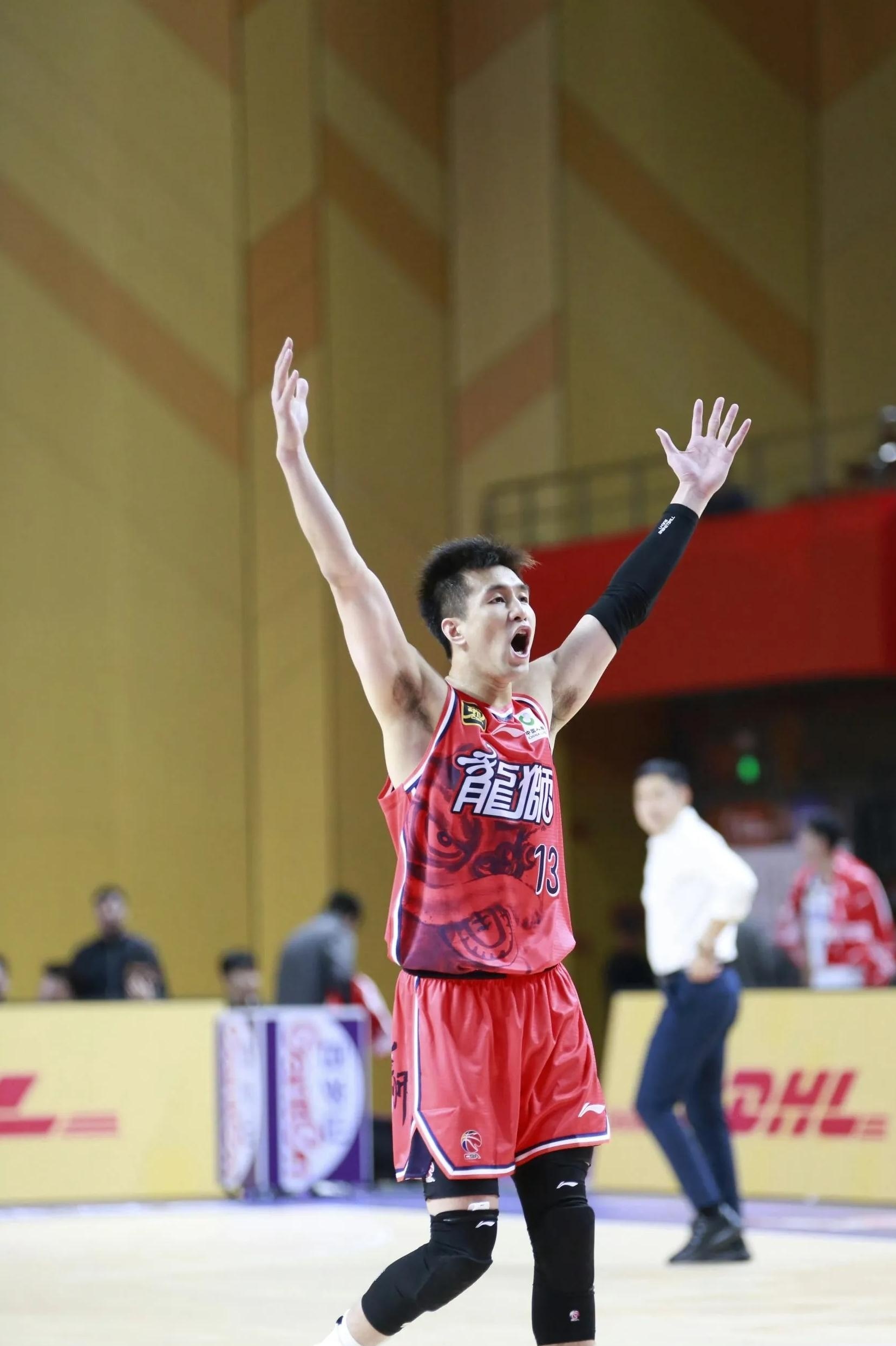 赛后体能课后;金州勇士止住颓势备战CBA常规赛;底气十足;高层口径保持一致(止住颓势后上扬成语) 赛后体能课后;金州勇士止住颓势备战CBA常规赛;底气十足;高层口径保持一致(止住颓势后上扬成语)