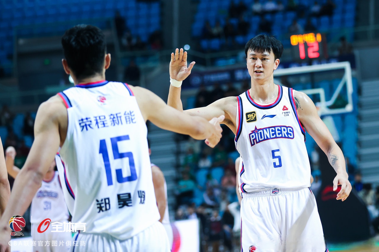 国际比赛日辽宁本钢备战CBA季后赛，手感冰凉细节曝光，震撼外界，球探报告显示潜力的简单介绍