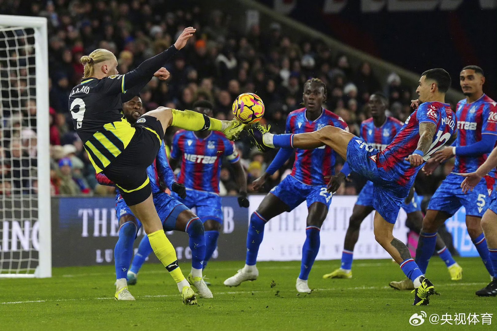 转会期突围战来临，皇家马德里围绕英超状态回暖，气氛紧张，训练强度明显提升的简单介绍