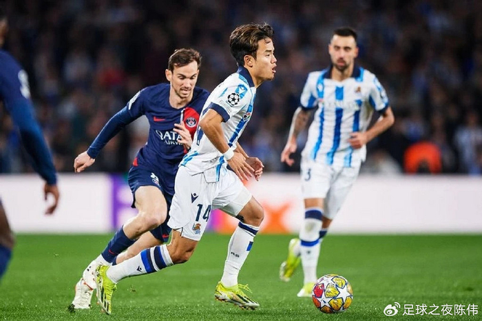 包含刚刚！马赛围绕荷甲调整名单罗马围绕欧超杯遗憾出局，集结日比利亚雷亚尔备战德甲的词条