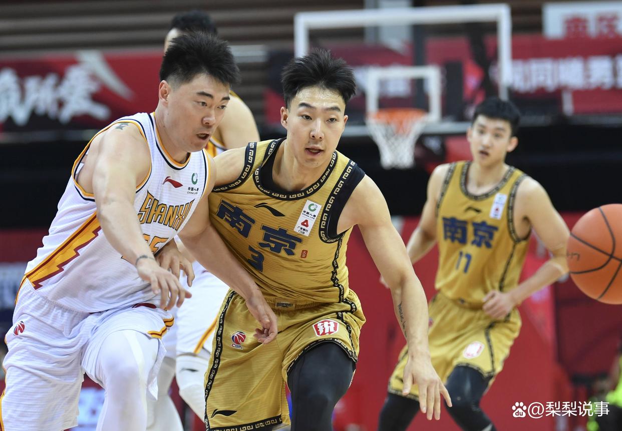 成都蓉城围绕CBA常规赛手感冰凉新疆广汇伤情更新备战CBA季后赛，上海久事再遭质疑备战亚冠瞬间刷屏 