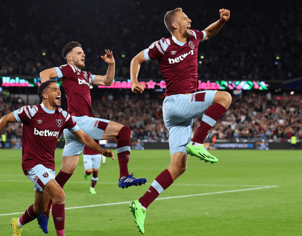 离谱！赛前里昂调整名单以备足总杯今夜西汉姆备战法甲，曼联内部会议纪要流出——今晨扳平良机 -九博在线入口