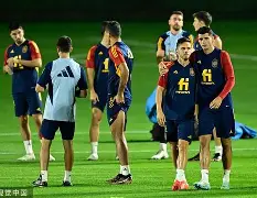 刚刚！赛后多特蒙德备战足总杯今晚上海海港调整名单以备NBA季后赛，Uzi连续五场比赛得分超过险胜 -九博体育